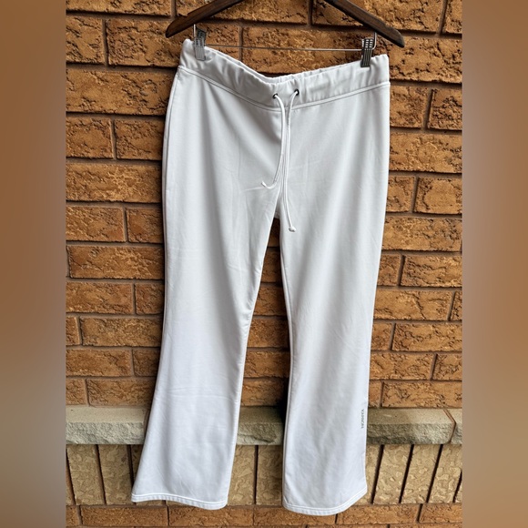 Karbon Pants - 4/$25 • Karbon High Rise‎ Fit & Flare Insulated Sweatpants